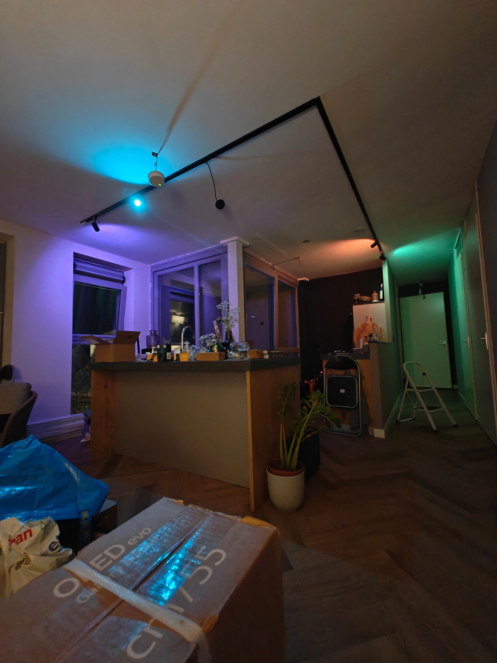 Zigbee spot RGBWW GU10 fitting - 5 Watt