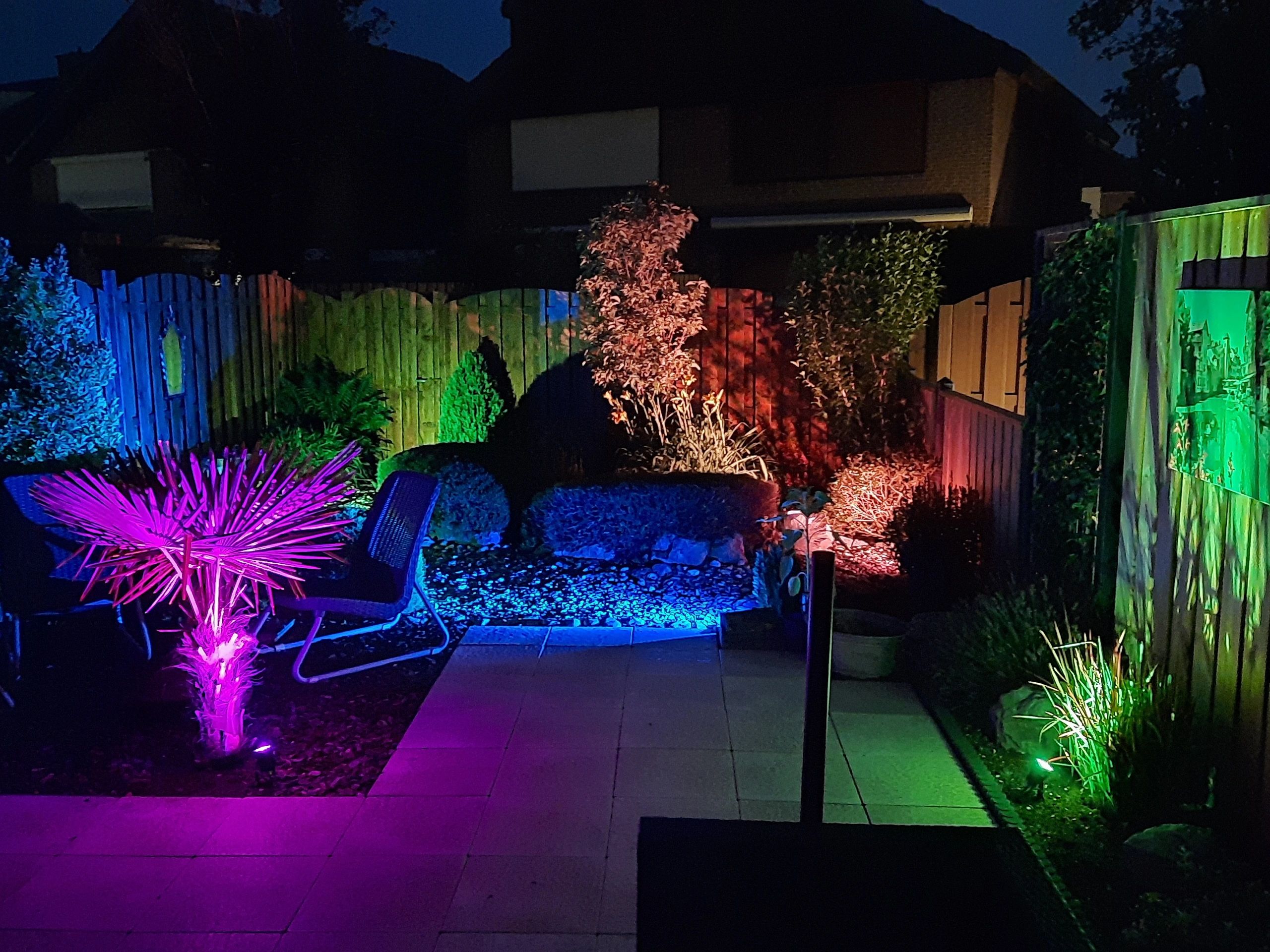 Wifi LED Tuinspot met RGBWW kleuren 6 watt
