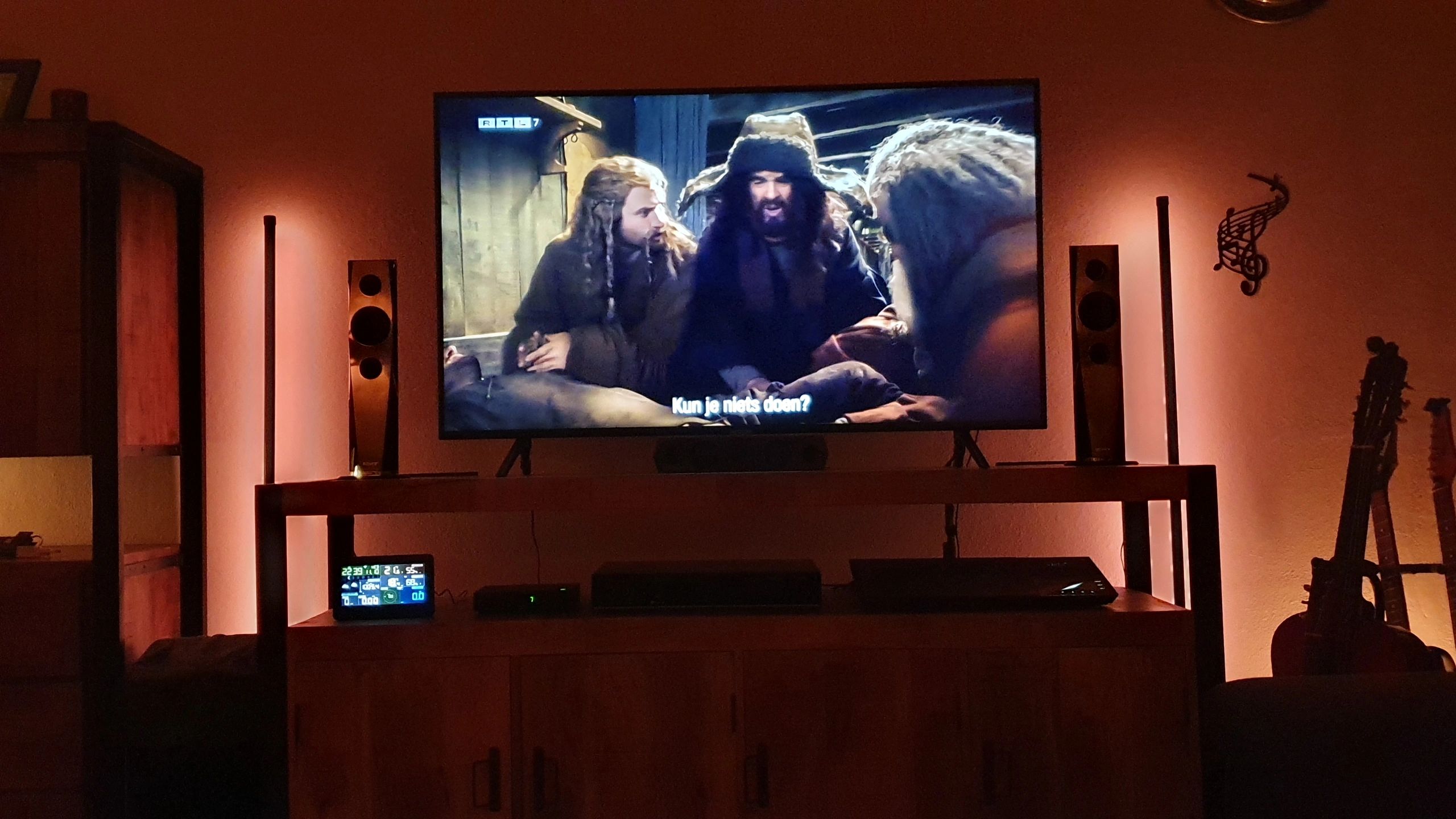 Tuya vloerlamp met dreamcolor ledstrip - Inclusief afstandsbediening