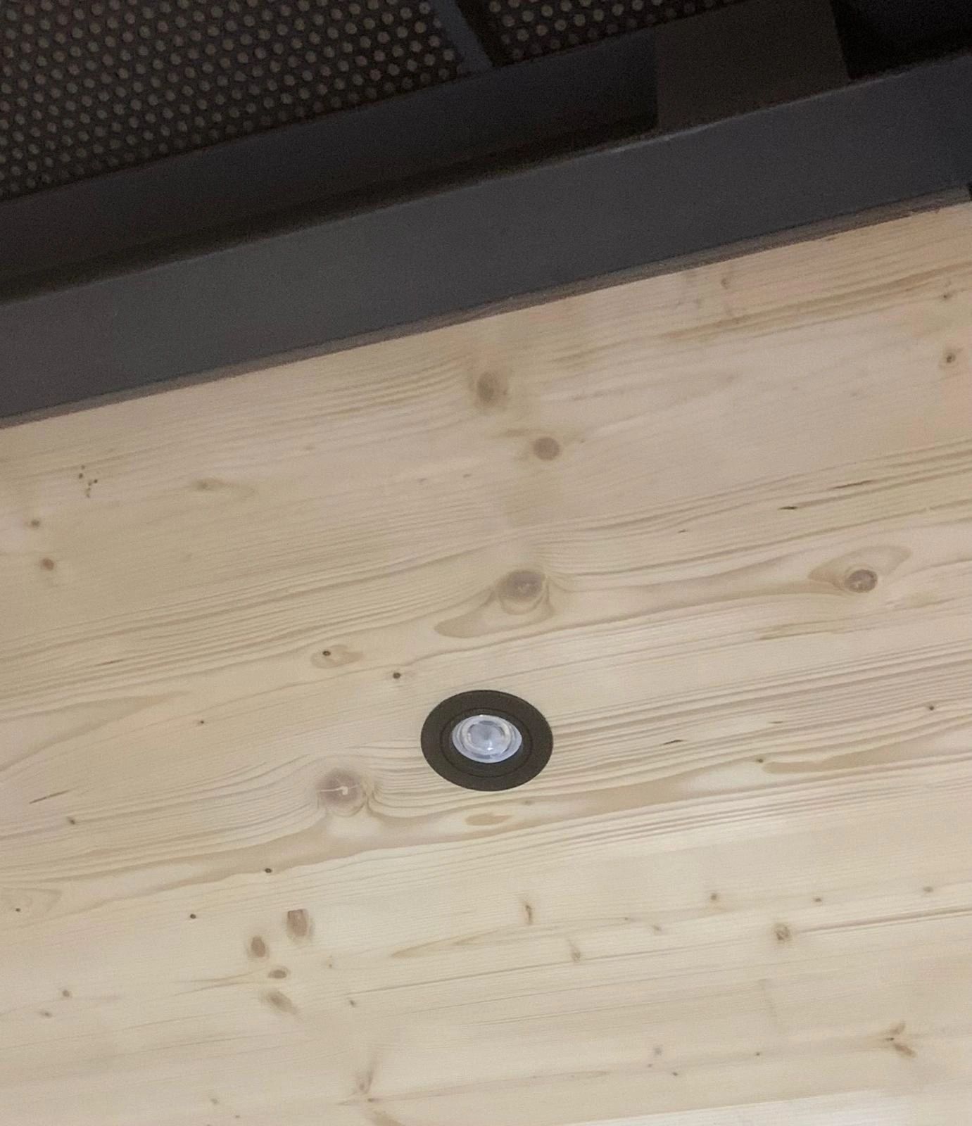 Zigbee LED spot RGBWW GU10 fitting - 5 Watt - Voordeelset van 3